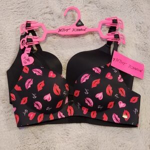 Betsey Johnson Convertible lips kiss xoxo valentines day love Push Up Bra Set